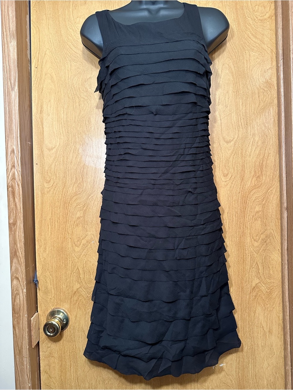 White House Black Market black tiered ruffle dress size 6